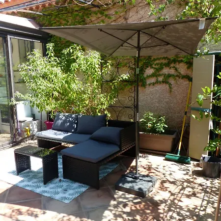 Апартаменты Zen Sur La Colline Aux Mimosas Йер