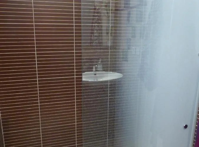 Zen Sur La Colline Aux Mimosas * Єр