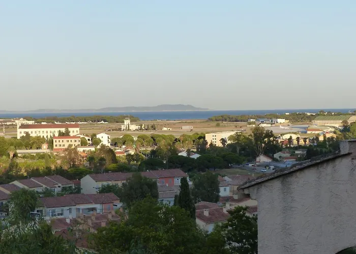 Апартаменти Zen Sur La Colline Aux Mimosas Єр